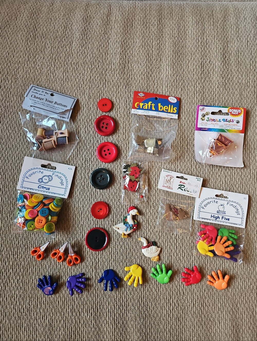 Vintage Craft Buttons Variety, School Art, Hands, Sewing Spools, Autum Leaves
